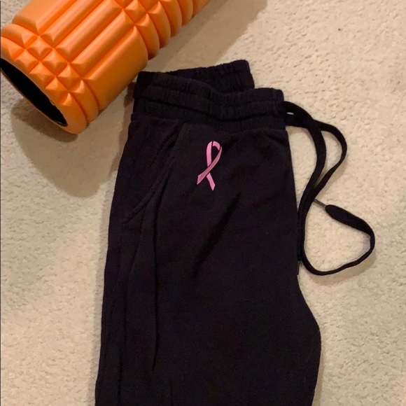 Forever 21 black sweatpants - Picture 3 of 5